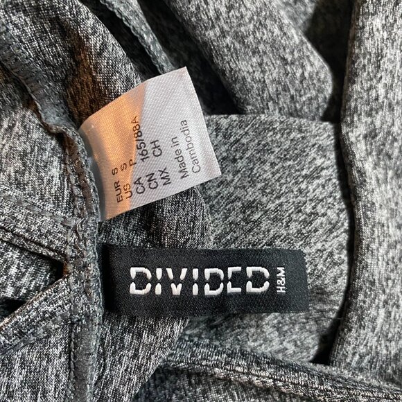 H&M DIVIDED SMALL GRAY SLEEVELESS DRESS - Picture 5 of 5